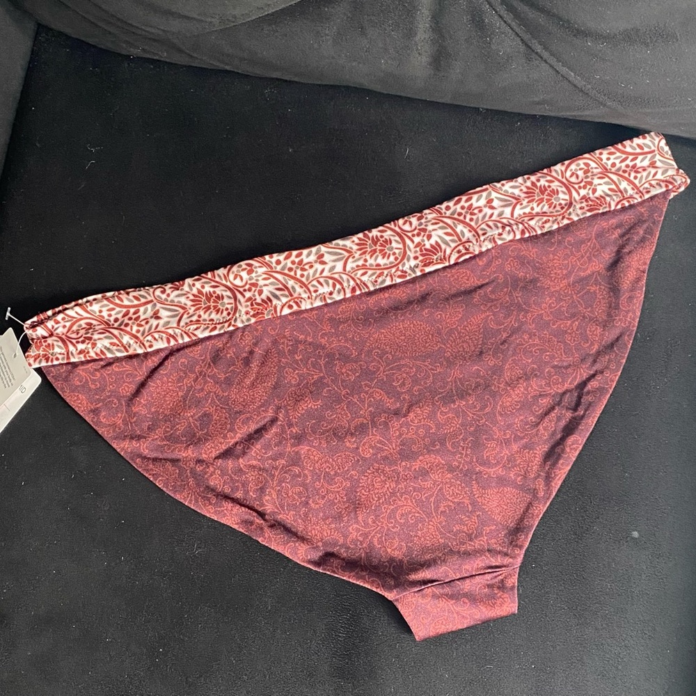 ⛵️🏖 Athleta Bottoms - Picture 4 of 11